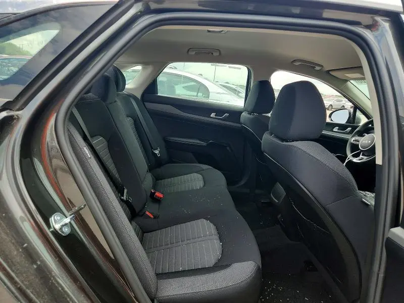 2026 KIA K5 LXS  