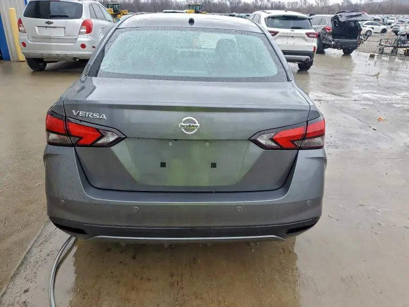 2020 NISSAN VERSA S  