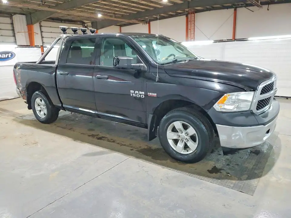 2015 RAM 1500 ST  