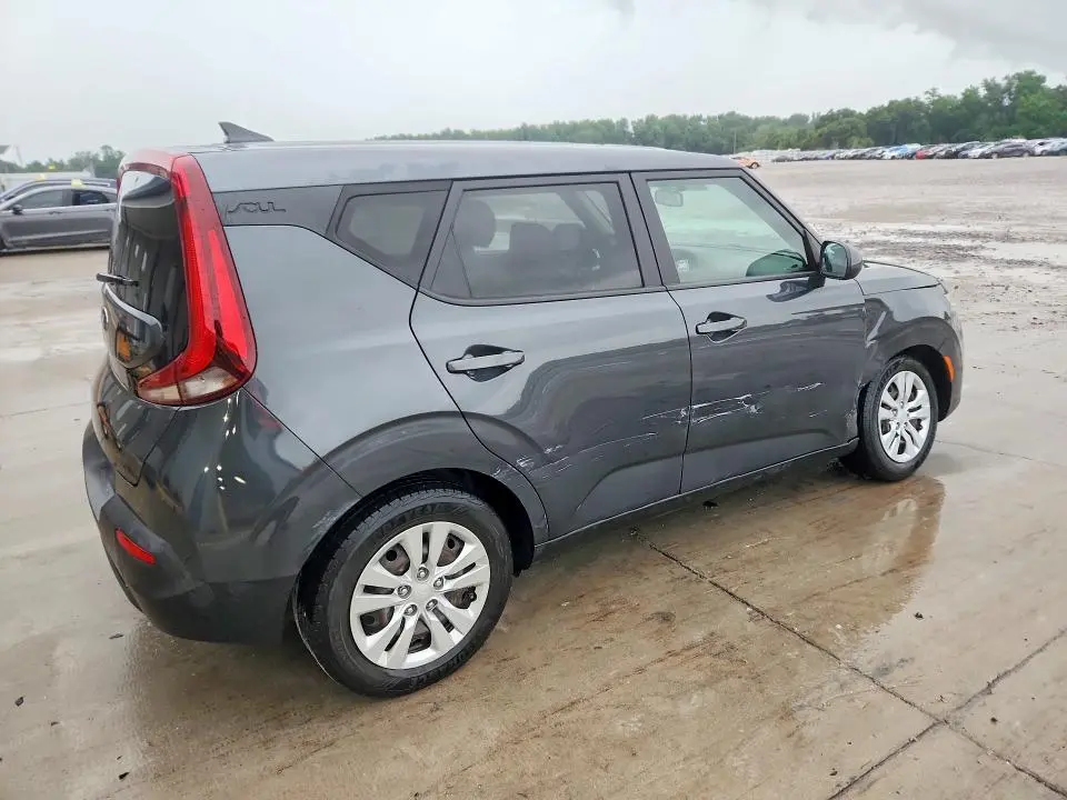 2021 KIA SOUL LX  