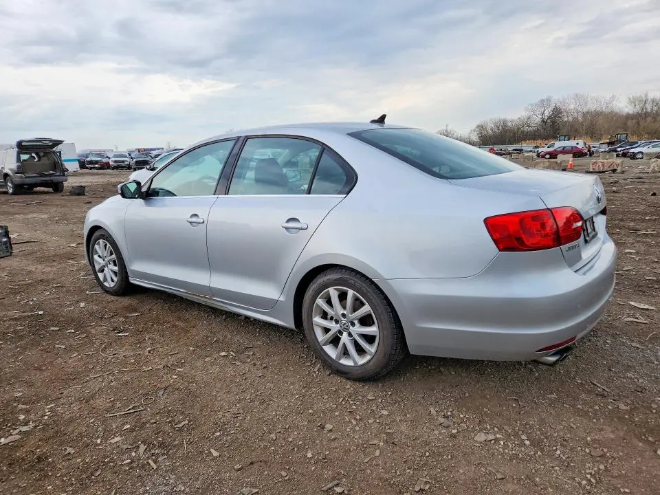 2014 VOLKSWAGEN JETTA SE  