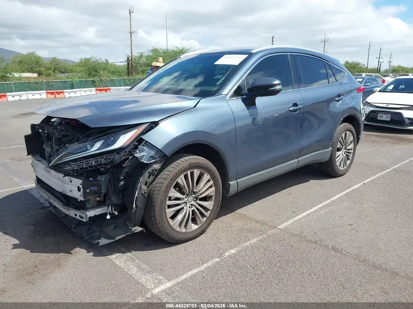 2022 TOYOTA VENZA LIMITED