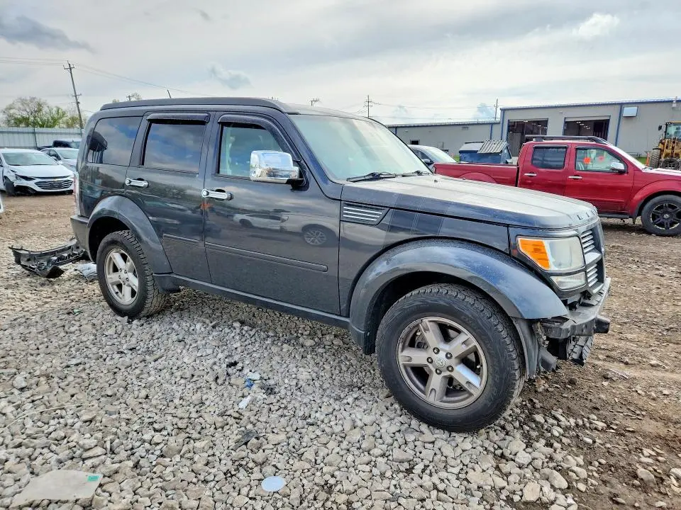 2011 DODGE NITRO SXT  
