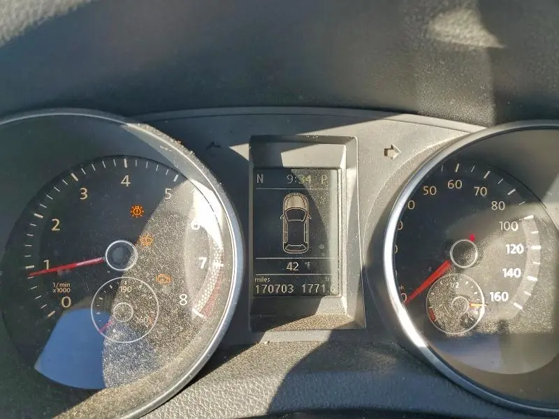 2011 VOLKSWAGEN JETTA S  