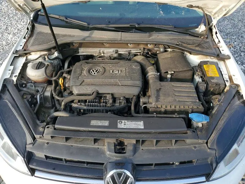 2016 VOLKSWAGEN GOLF S/SE  