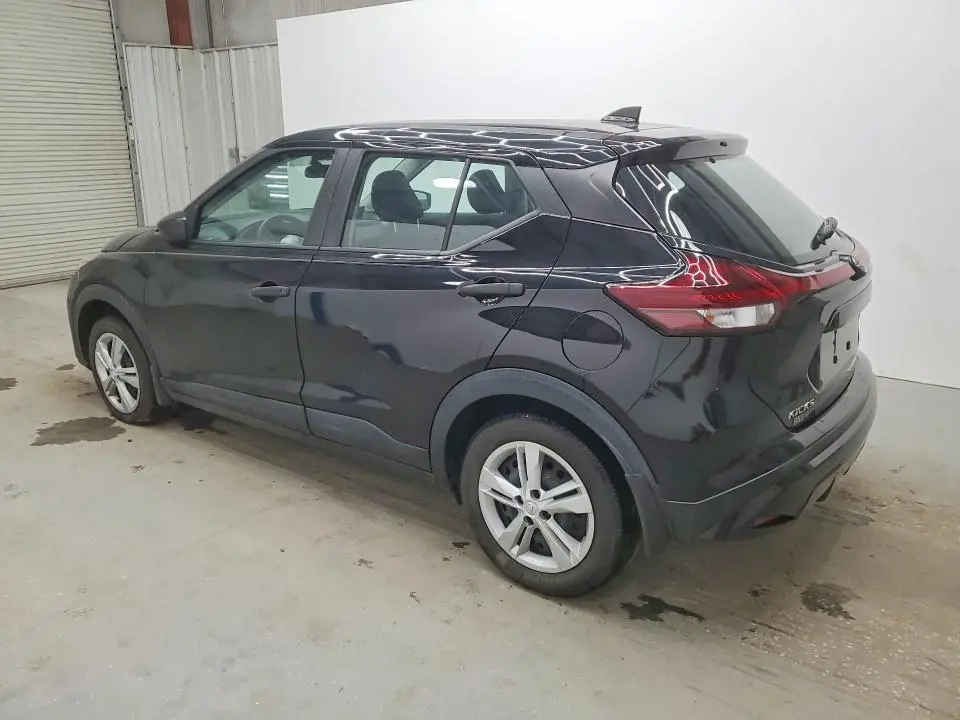 2024 NISSAN KICKS S  