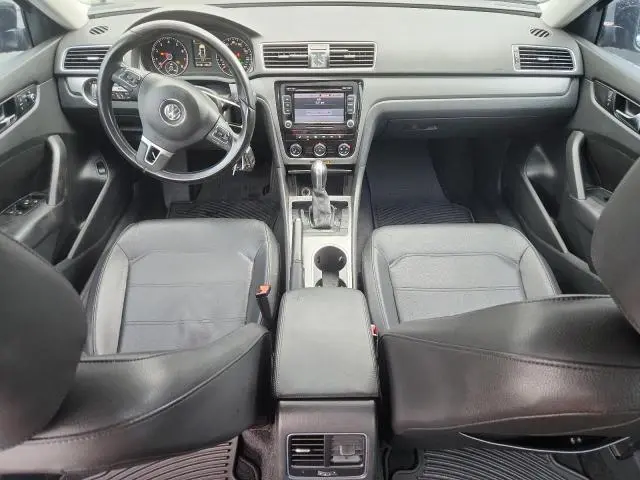 2015 VOLKSWAGEN PASSAT SE