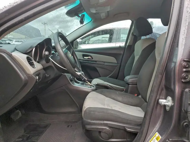 2011 CHEVROLET CRUZE LS  