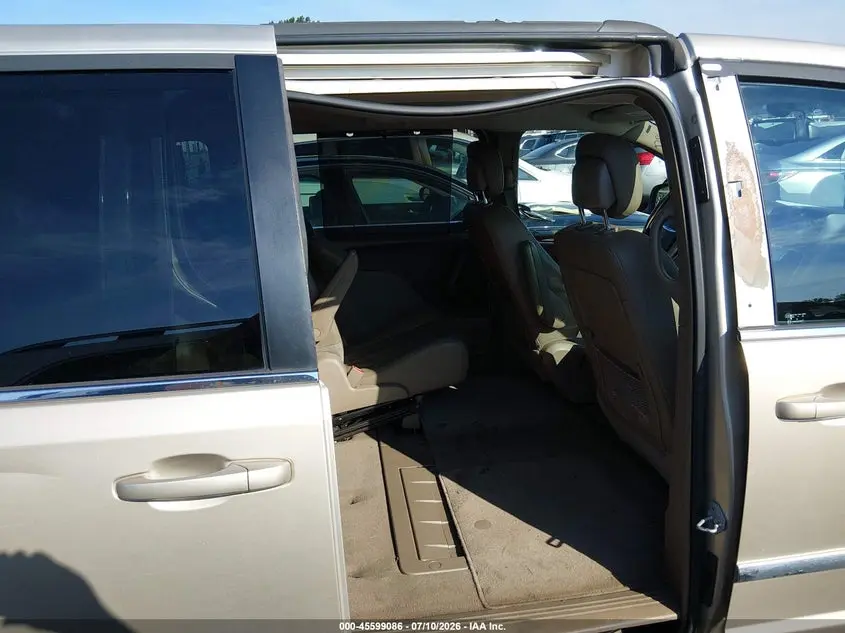 2015 CHRYSLER TOWN & COUNTRY TOURING-L