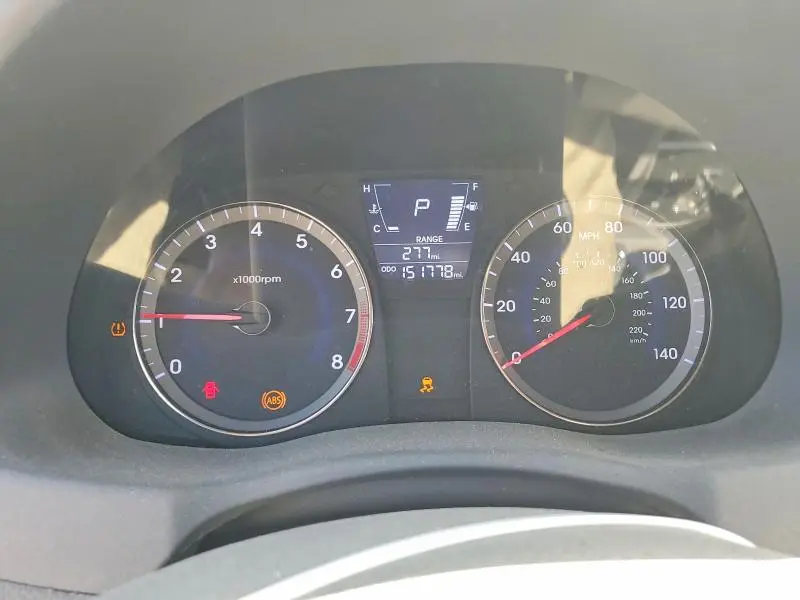 2013 HYUNDAI ACCENT GLS  