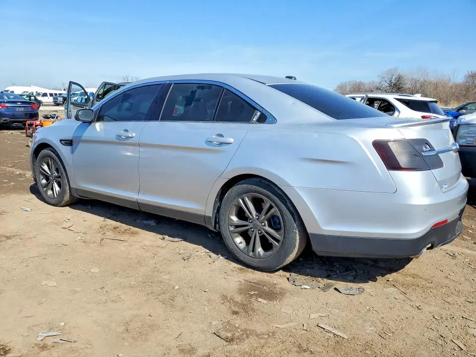 2018 FORD TAURUS SEL  