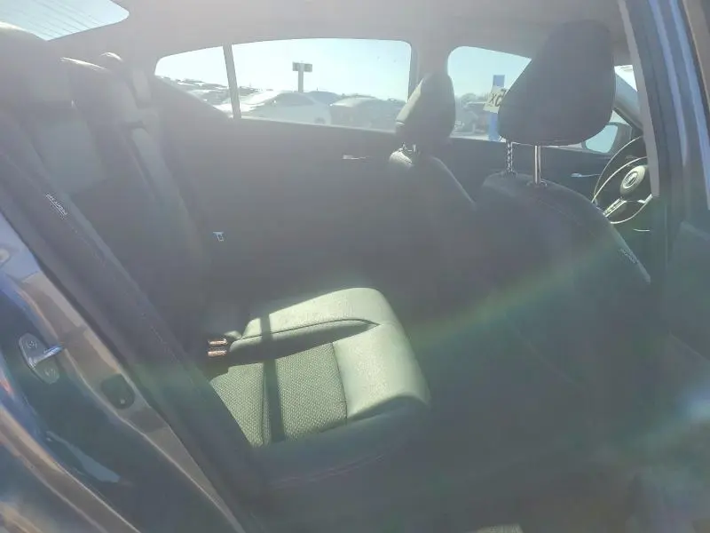 2019 NISSAN ALTIMA SR  