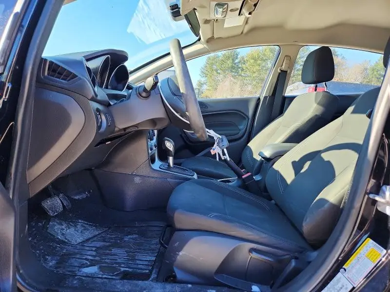 2018 FORD FIESTA SE  