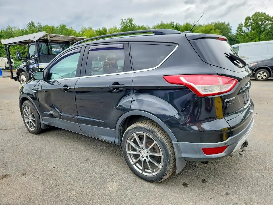 2016 FORD ESCAPE SE  
