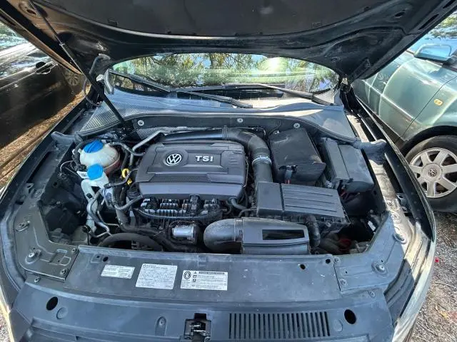2015 VOLKSWAGEN PASSAT S  
