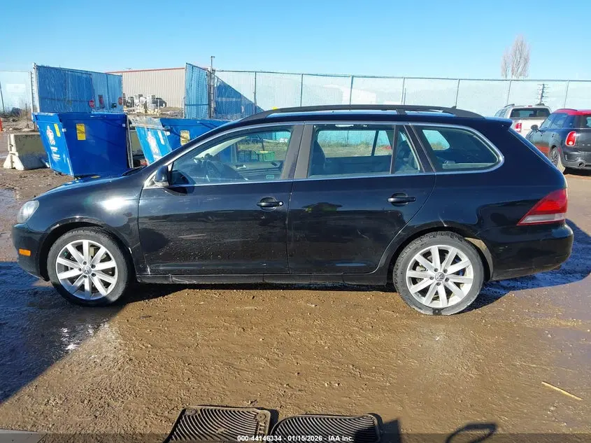 2013 VOLKSWAGEN JETTA SPORTWAGEN 2.0L TDI