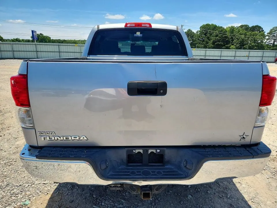 2010 TOYOTA TUNDRA CREWMAX SR5  