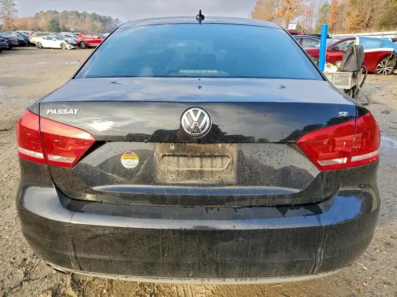 2012 VOLKSWAGEN PASSAT SE  