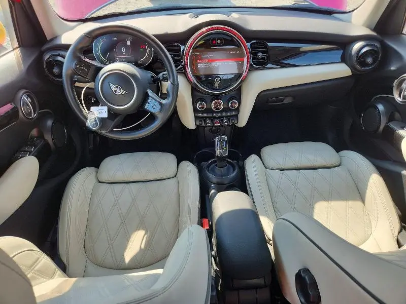 2023 MINI COOPER   