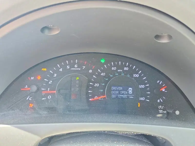 2011 TOYOTA CAMRY XLE  