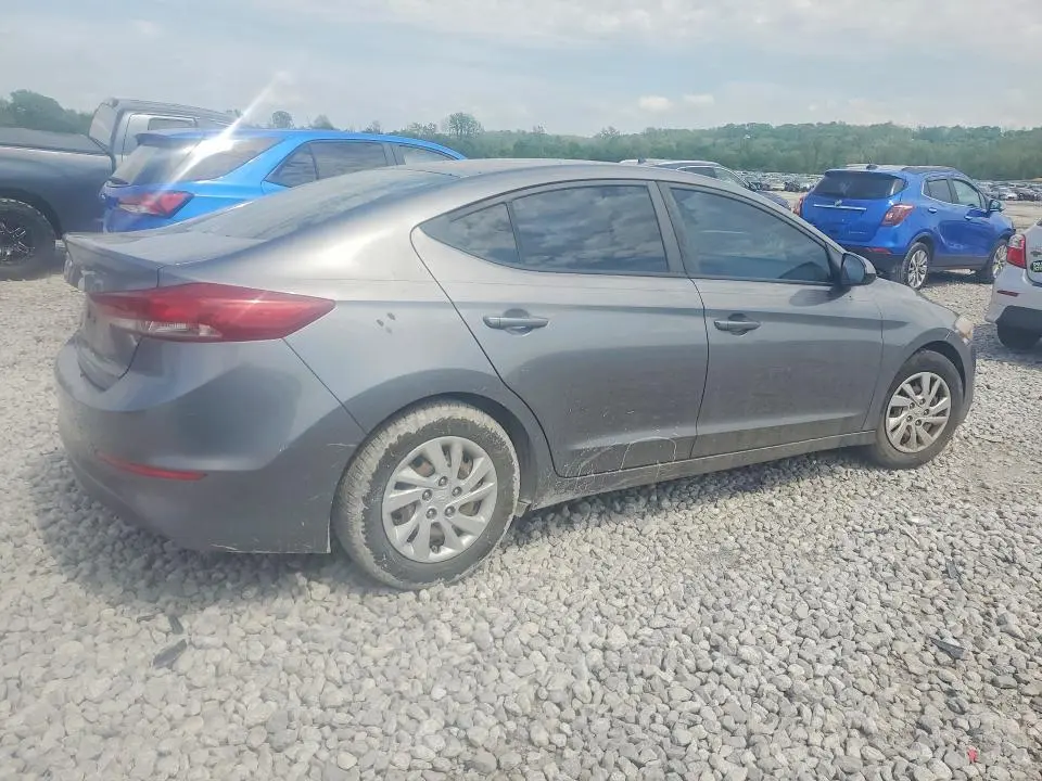 2018 HYUNDAI ELANTRA SE  