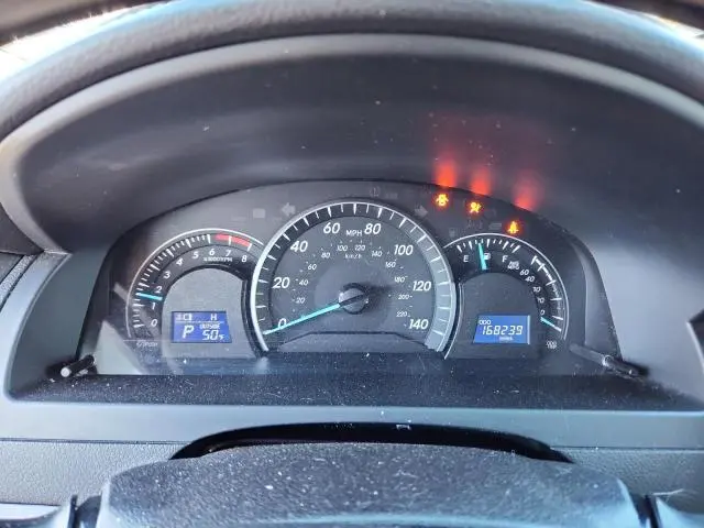 2015 TOYOTA CAMRY LE  