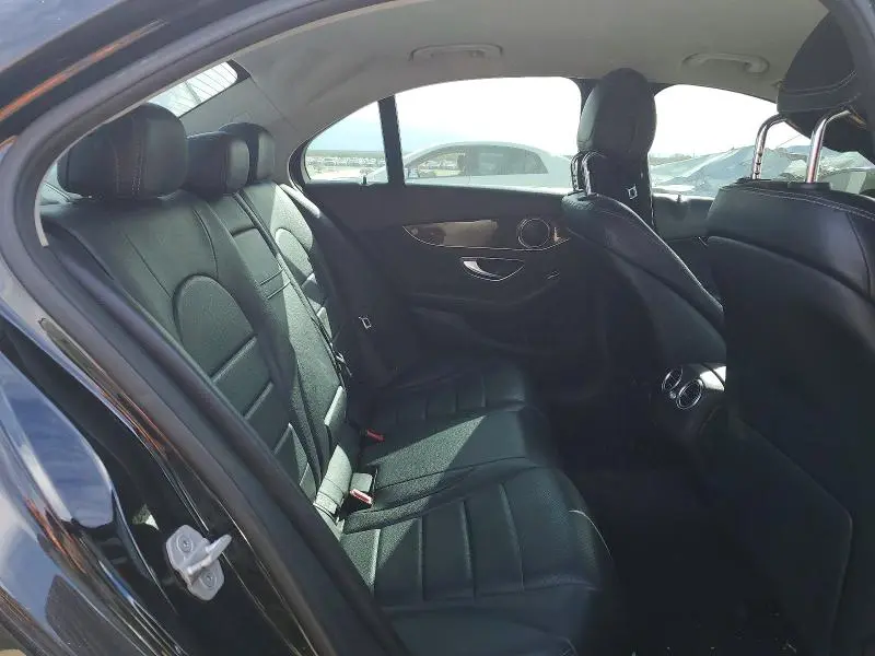 2015 MERCEDES-BENZ C 300  