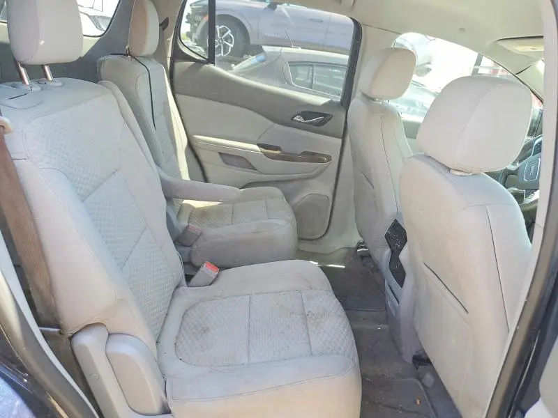 2017 GMC ACADIA SLE  