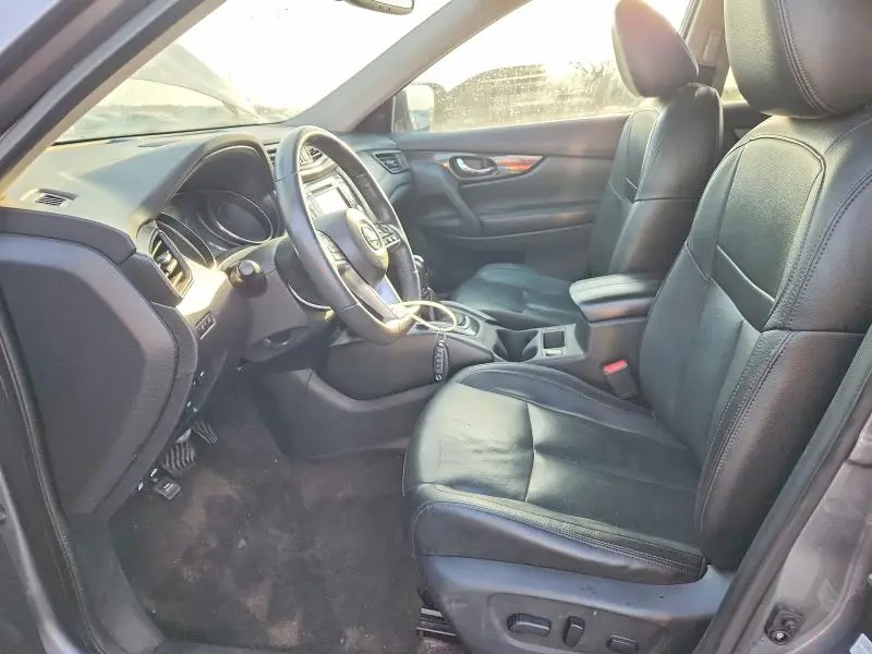 2017 NISSAN ROGUE SL  