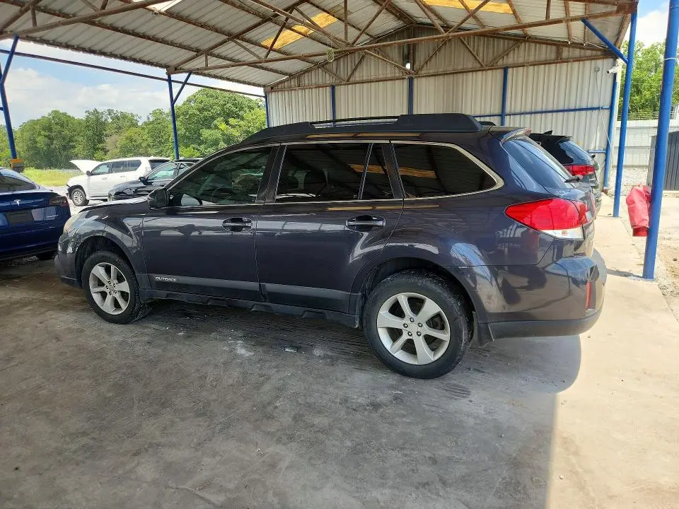 2013 SUBARU OUTBACK 2.5I PREMIUM  