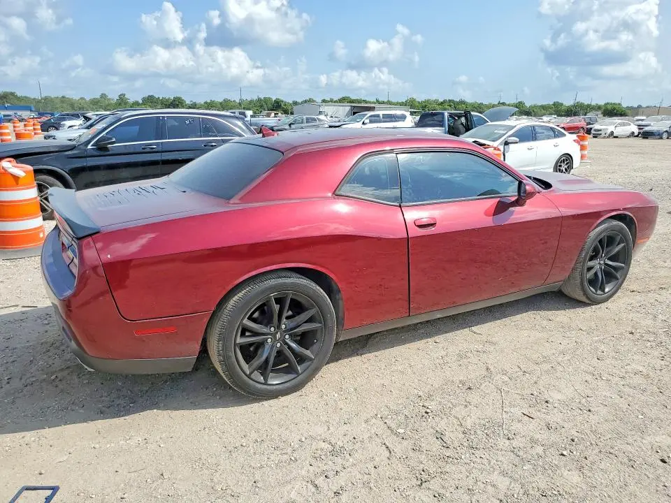 2018 DODGE CHALLENGER SXT  