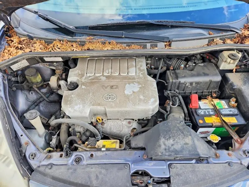 2010 TOYOTA SIENNA XLE  