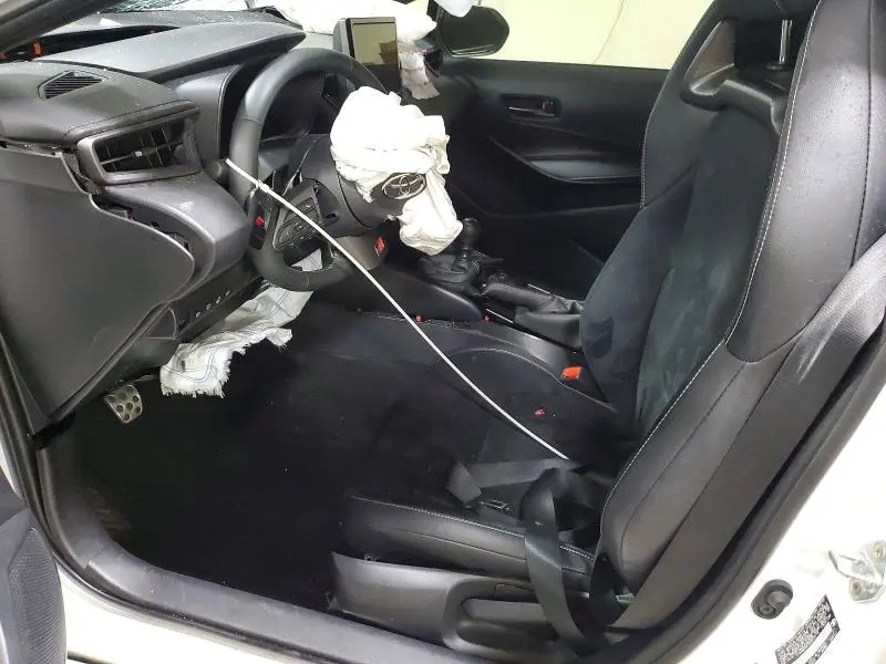 2025 TOYOTA GR COROLLA PREMIUM  