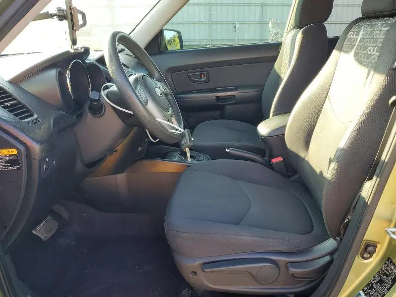 2011 KIA SOUL +  