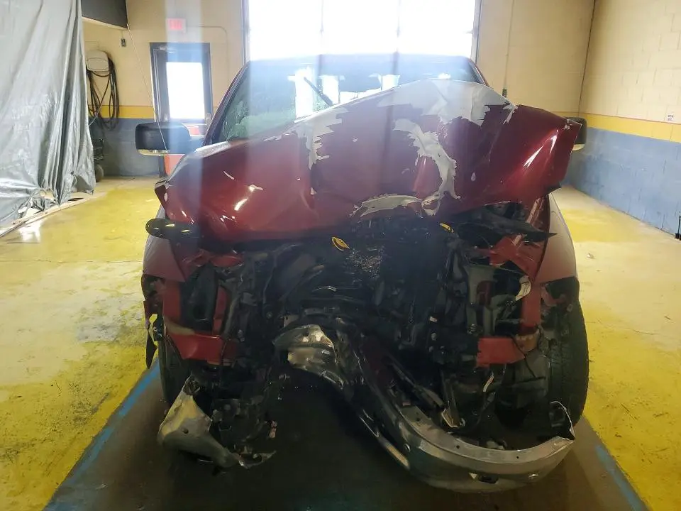 2015 RAM 1500 SLT  