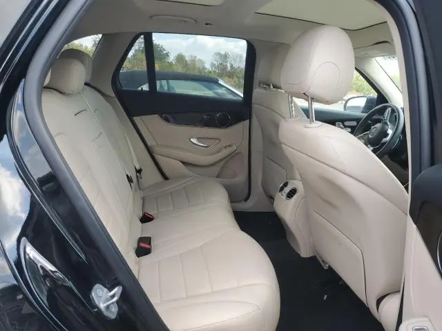 2021 MERCEDES-BENZ GLC 300 4MATIC  