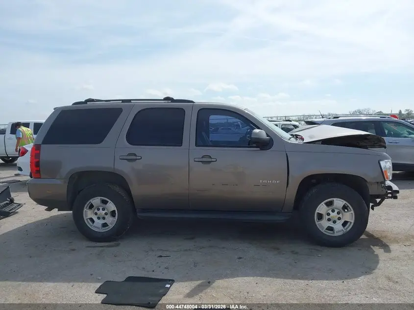 2011 CHEVROLET TAHOE LS