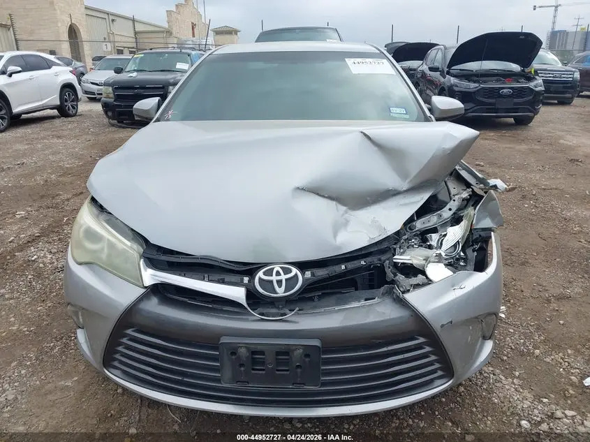 2015 TOYOTA CAMRY LE