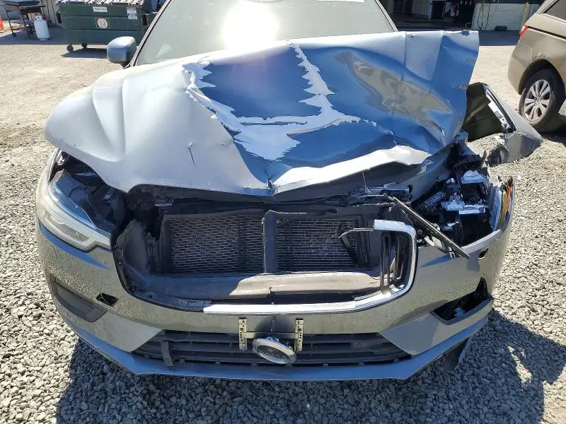 2018 VOLVO XC60 T5  