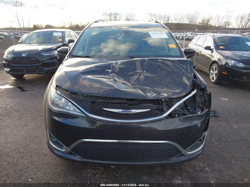 2018 CHRYSLER PACIFICA TOURING L