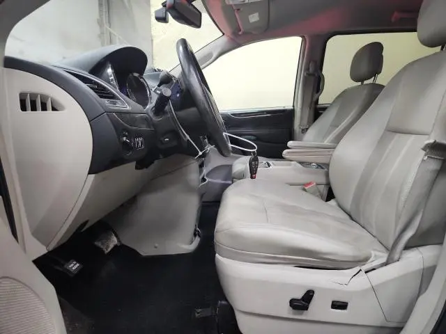 2013 CHRYSLER TOWN & COUNTRY TOURING L  