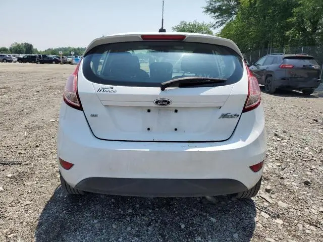 2016 FORD FIESTA SE  