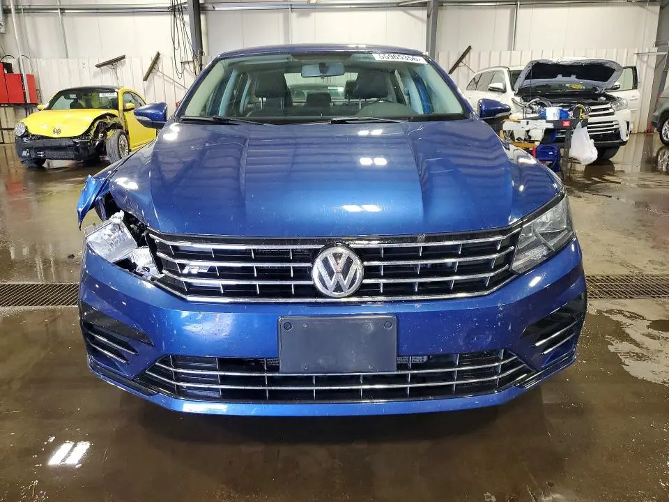 2017 VOLKSWAGEN PASSAT R-LINE  