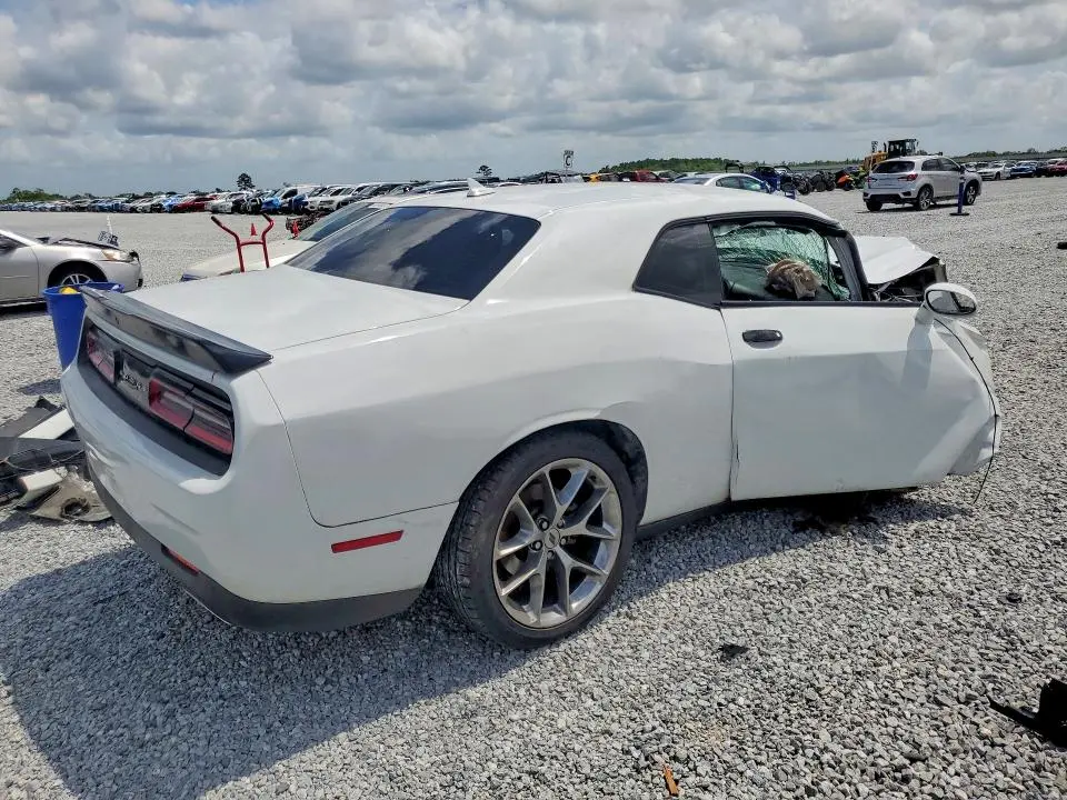 2021 DODGE CHALLENGER SXT  