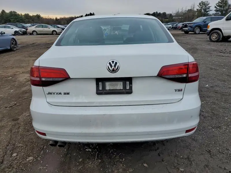 2017 VOLKSWAGEN JETTA SE  