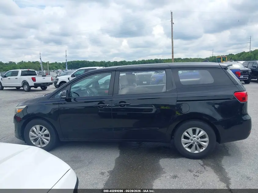 2018 KIA SEDONA L
