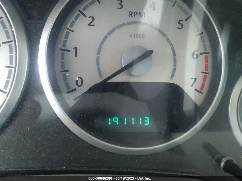 2010 CHRYSLER TOWN & COUNTRY TOURING