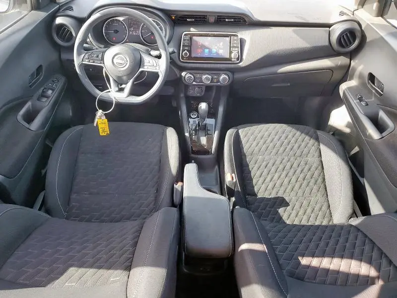 2022 NISSAN KICKS S  