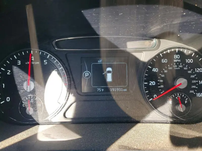 2016 KIA SORENTO LX  