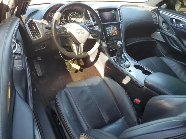 2021 INFINITI Q60 LUXE  